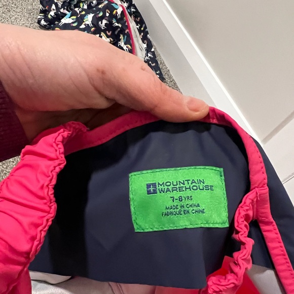 [Sold] Purple raincoat. Matching pink splash pants. Size 7-8 - Picture 4 of 5